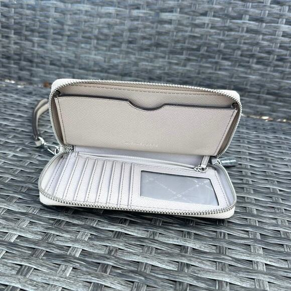 Michael Kors Jet Set Large Flat Multifunction Pebbled Leather Wristlet‎ Wallet - Picture 5 of 12